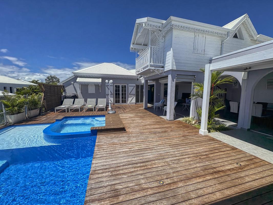 12.Location villa piscine Sainte Anne Guadeloupe_Vue mer